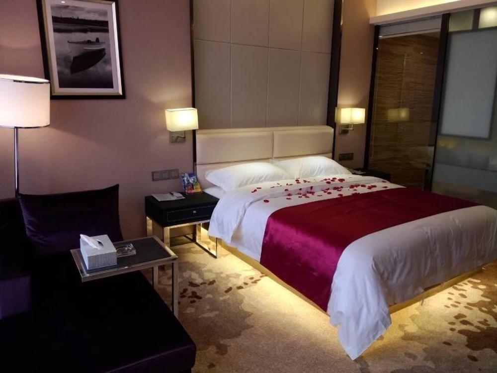 Chengdu Hello Hotel Shuangliu Bagian luar foto
